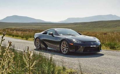 Lexus LFA - klenot pre zberateľov. Kde ho kúpite?