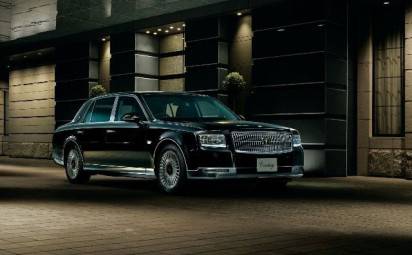 Toyota Century – nová limuzína (nielen) pre cisára