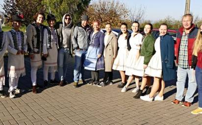 Chalani zo skupiny Iconito originálne a moderne spájajú folklór s popom