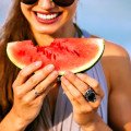 Červený melón pomáha bojovať proti zápalom v tele. Koľko si ho denne dopriať?