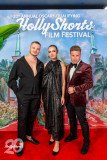 Archív Profesionálny rodič_Erik Jasaň s partnerkou a Petrik Skřivánek_HollyShorts